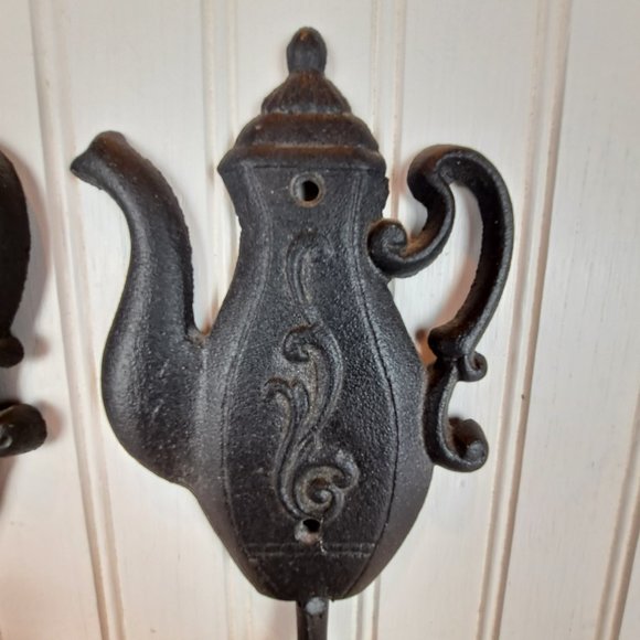 2 Vintage Cast Iron Wall Hooks Teapot Theme - Picture 2 of 3